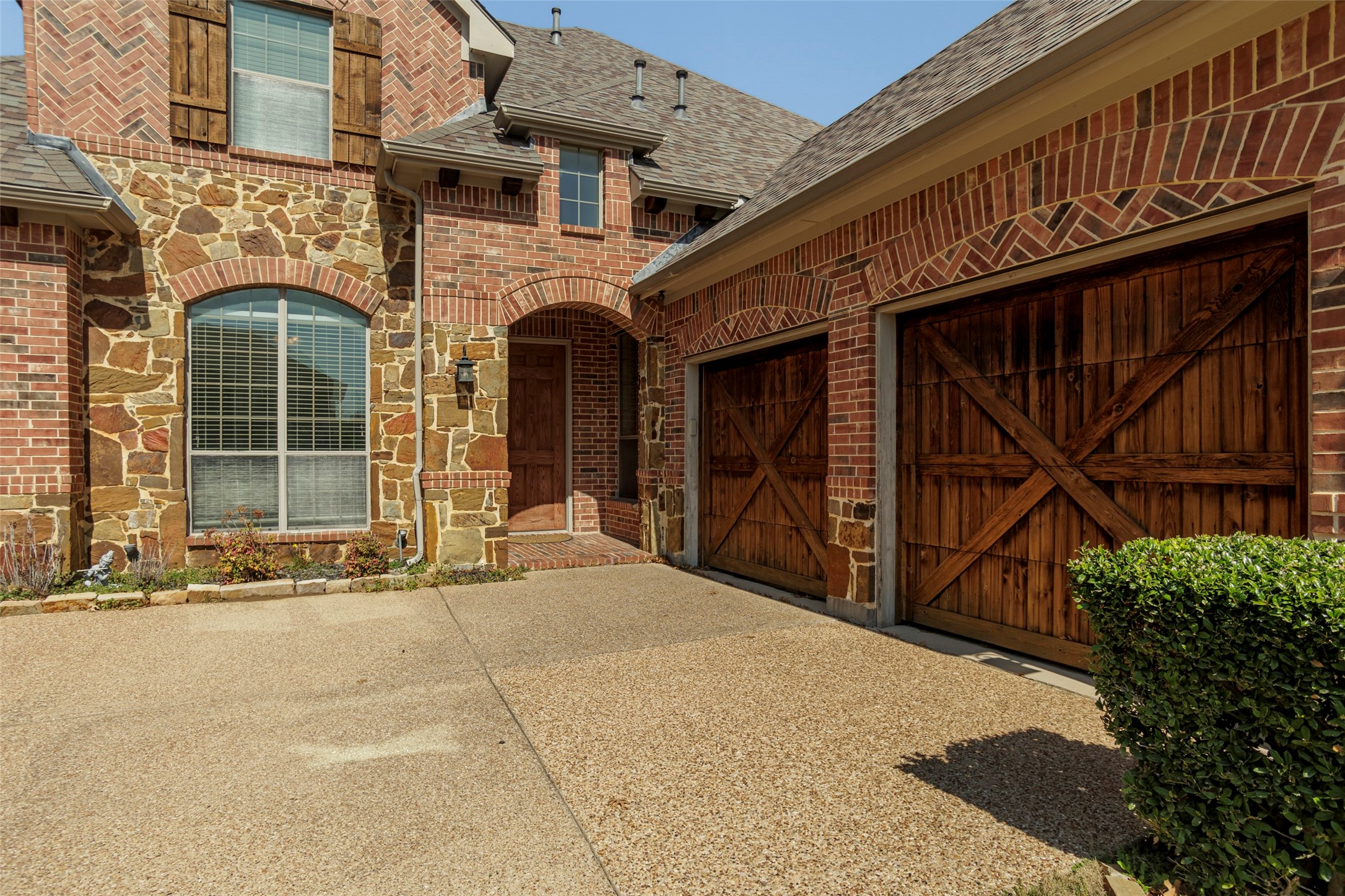 3036 Larreta Grand Prairie TX 75054