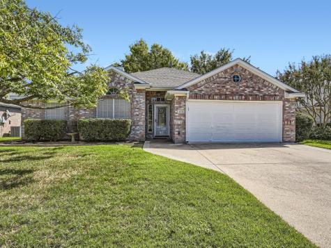 2771 Oakdale Drive Burleson TX 76028