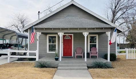 506 W Grand Avenue Comanche TX 76442
