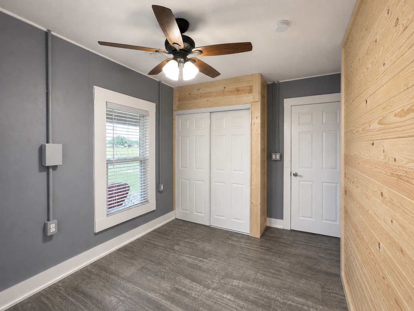 506 W Grand Avenue Comanche TX 76442