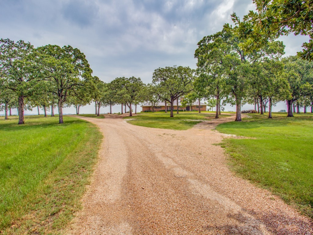 5946 S Fm 730 Decatur TX 76234