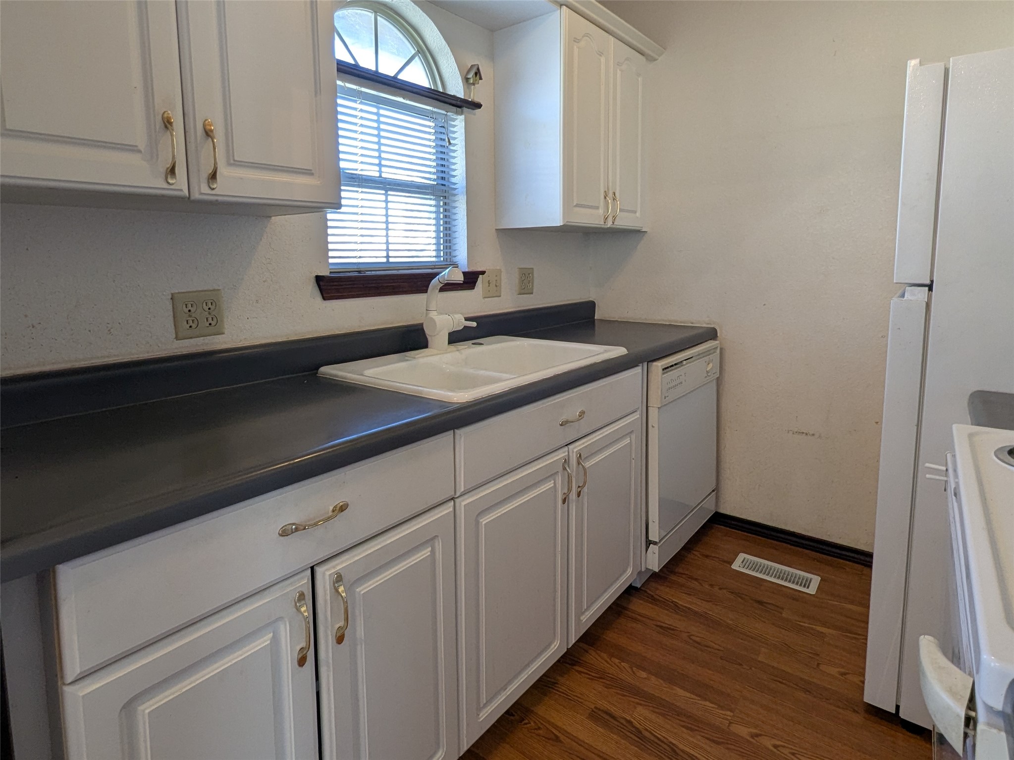 8161 Deer View Circle Granbury TX 76049