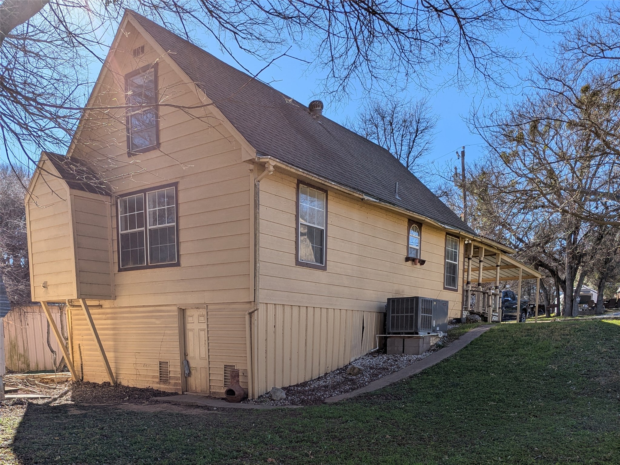 8161 Deer View Circle Granbury TX 76049