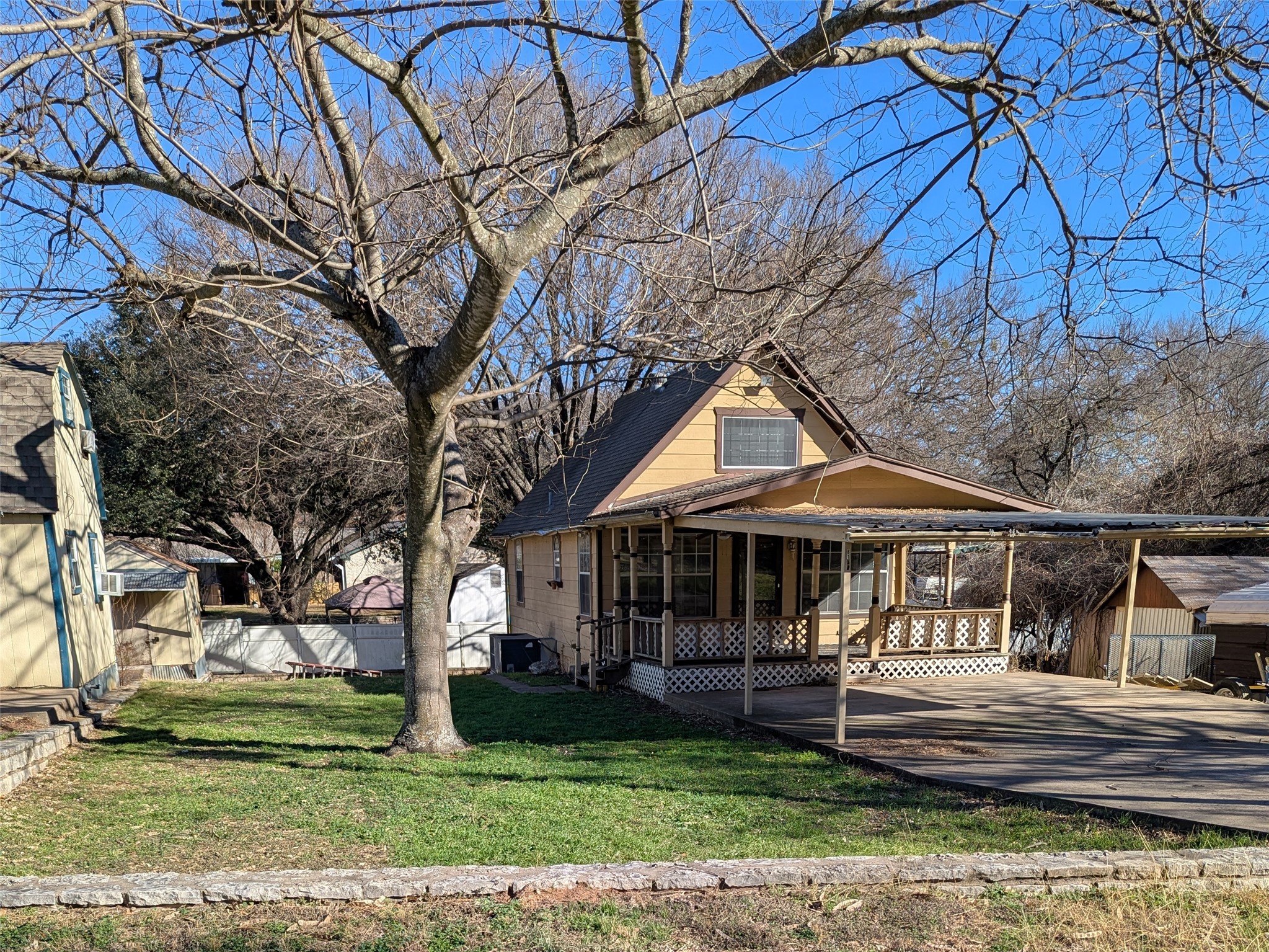8161 Deer View Circle Granbury TX 76049