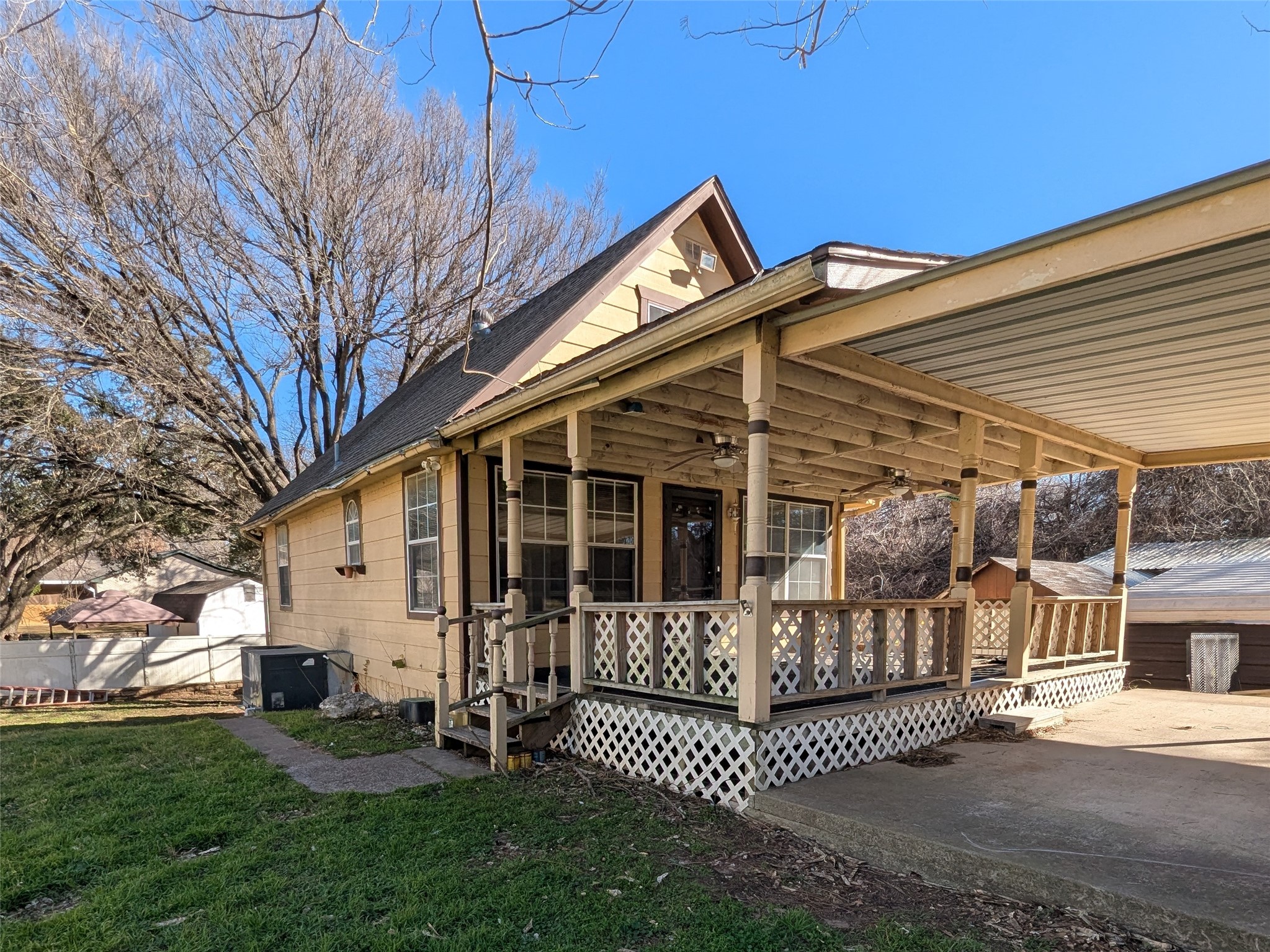 8161 Deer View Circle Granbury TX 76049