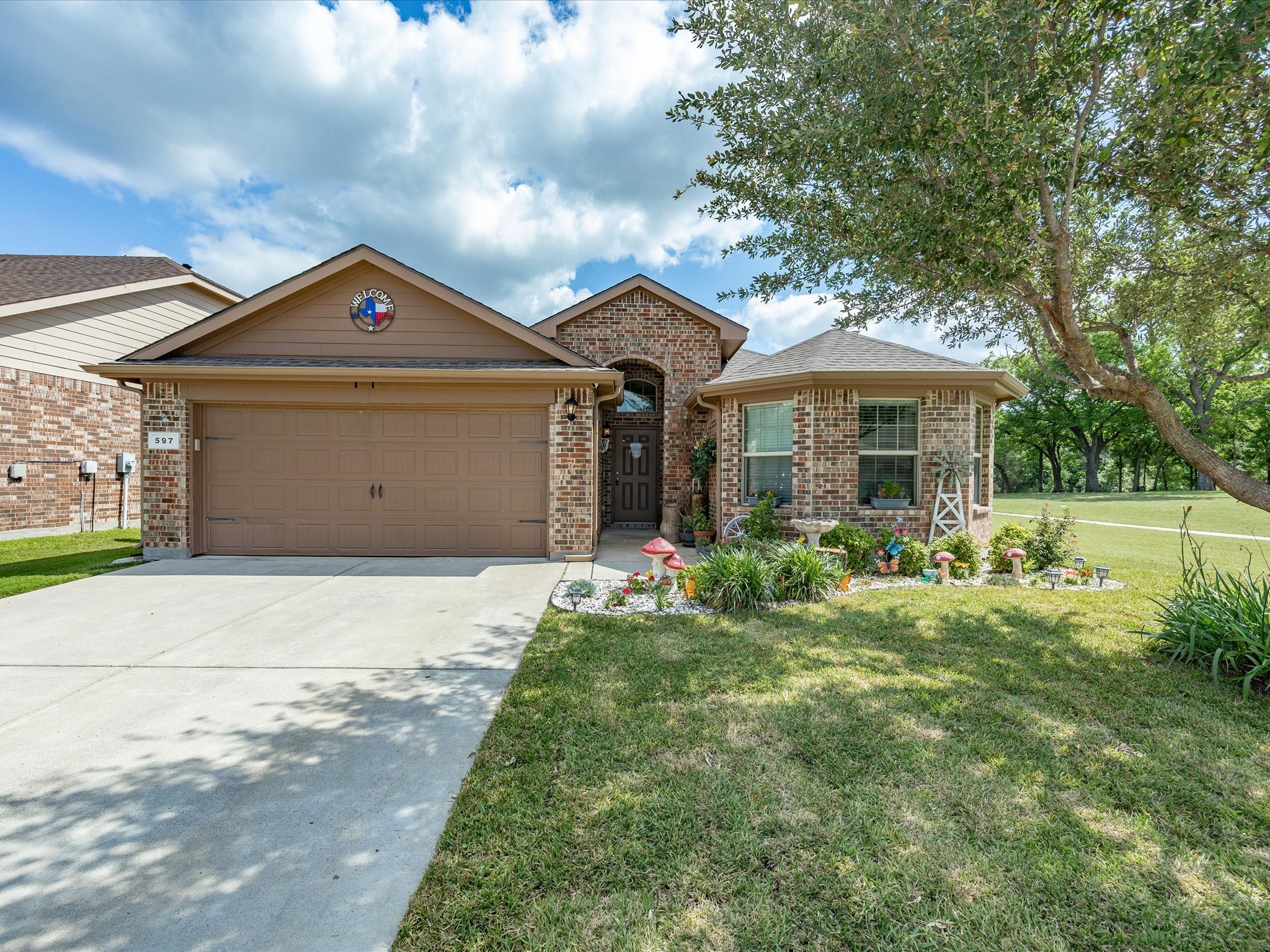 597 Creekview Drive Azle TX 76020