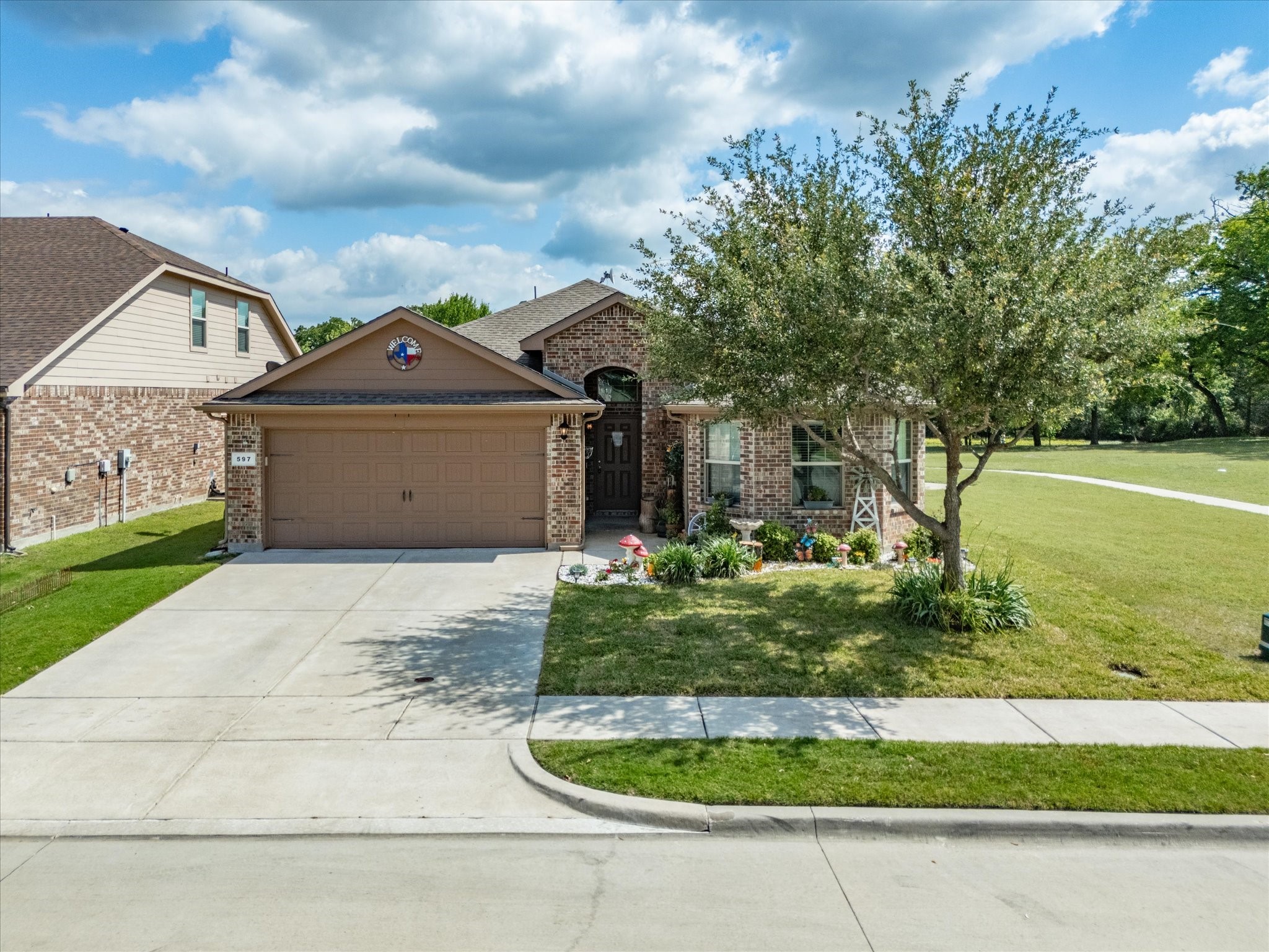 597 Creekview Drive Azle TX 76020
