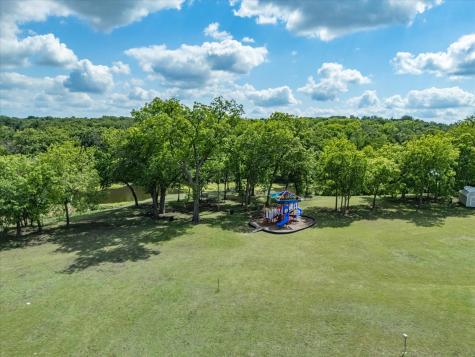 597 Creekview Drive Azle TX 76020