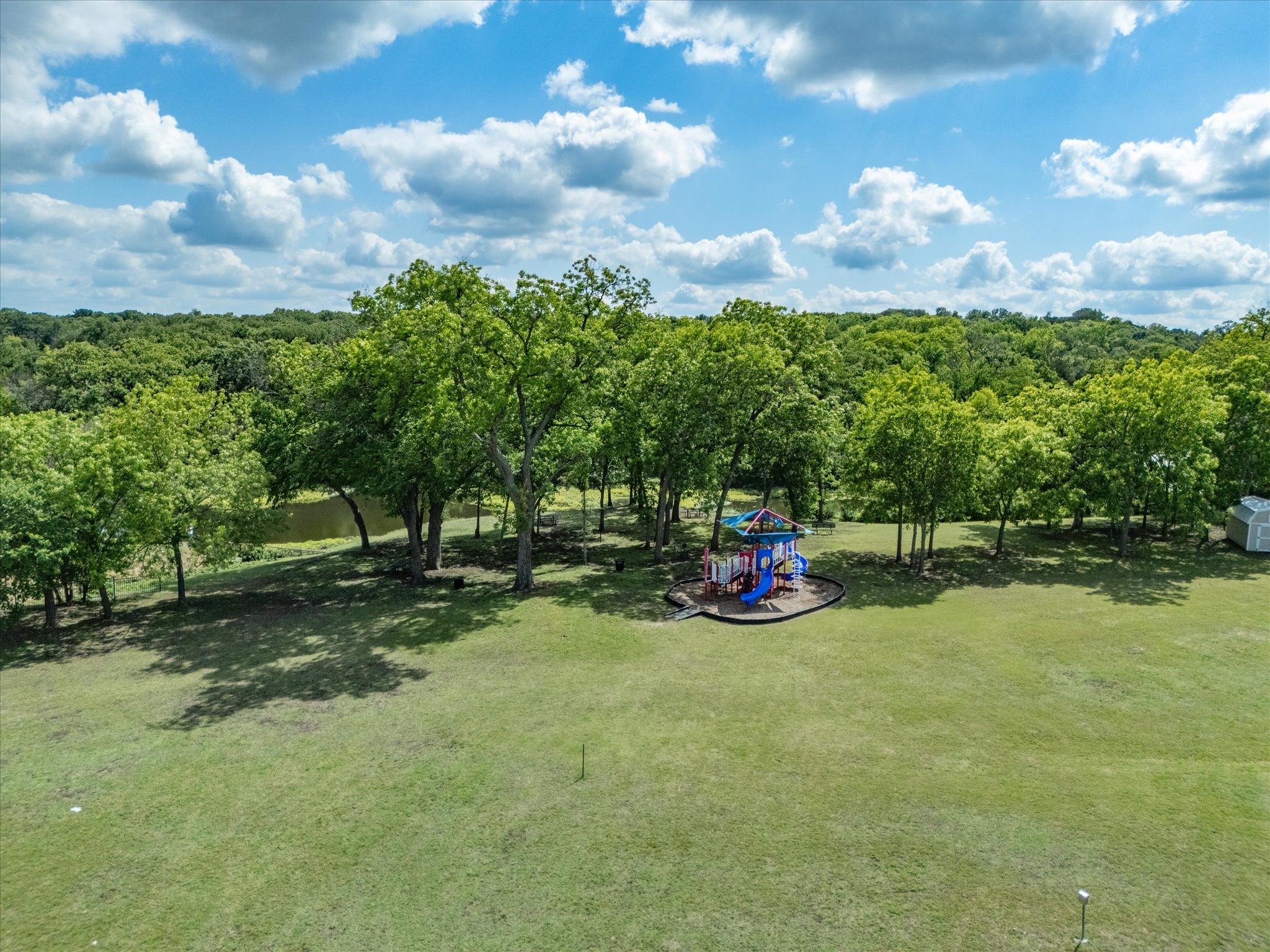 597 Creekview Drive Azle TX 76020