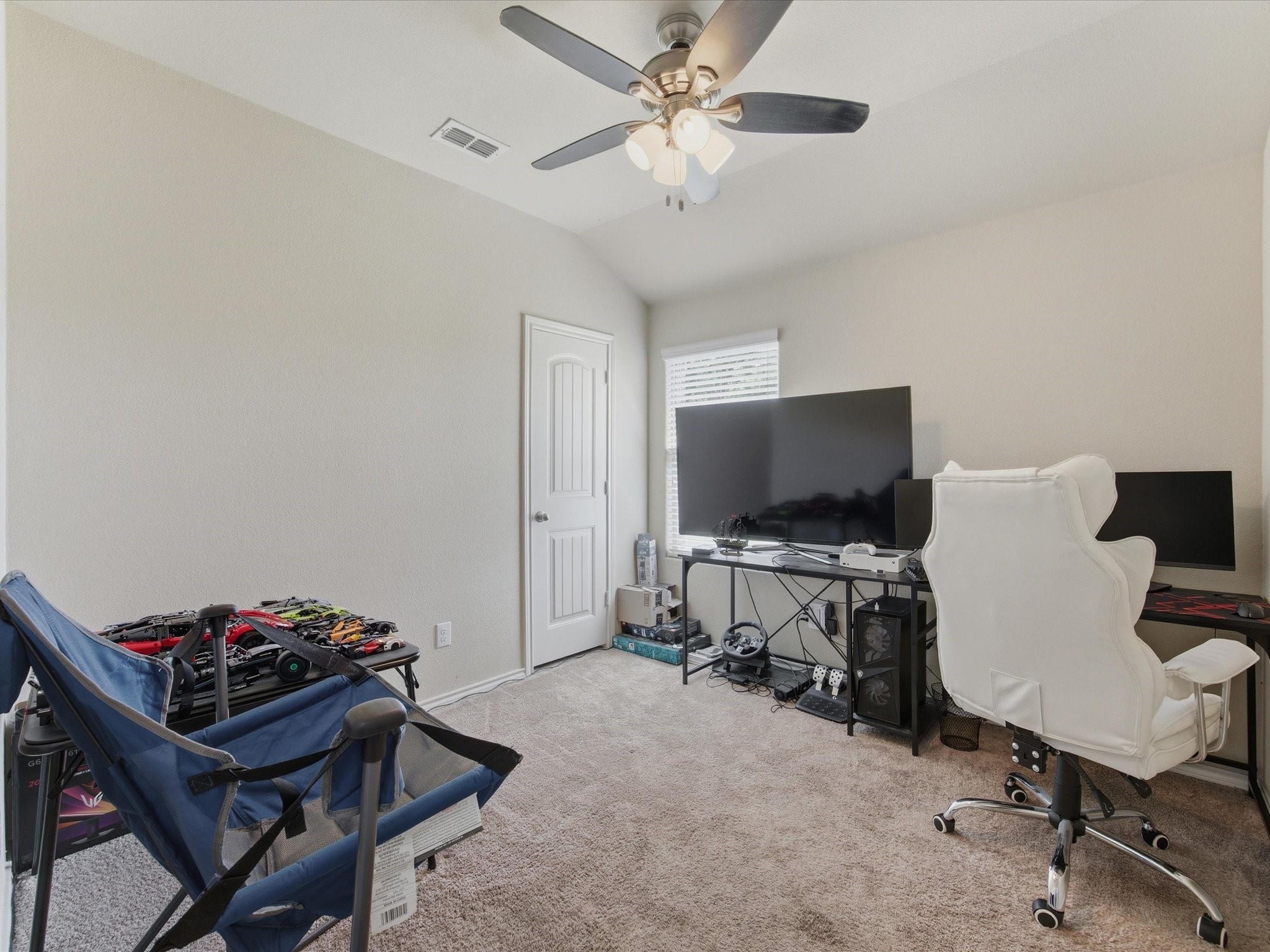 597 Creekview Drive Azle TX 76020