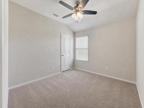 597 Creekview Drive Azle TX 76020