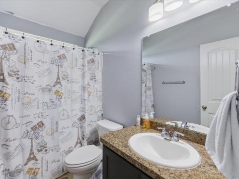 597 Creekview Drive Azle TX 76020