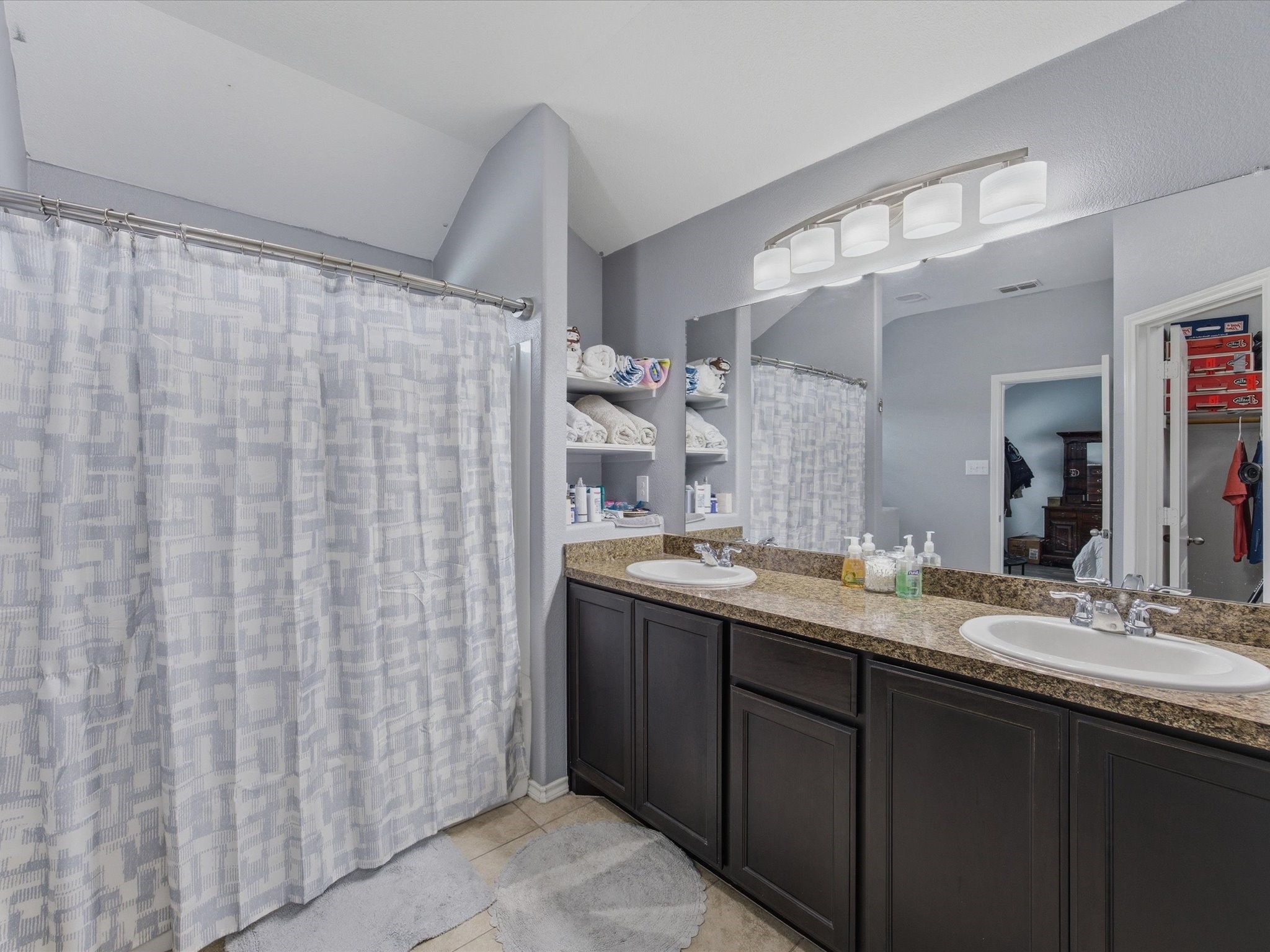 597 Creekview Drive Azle TX 76020