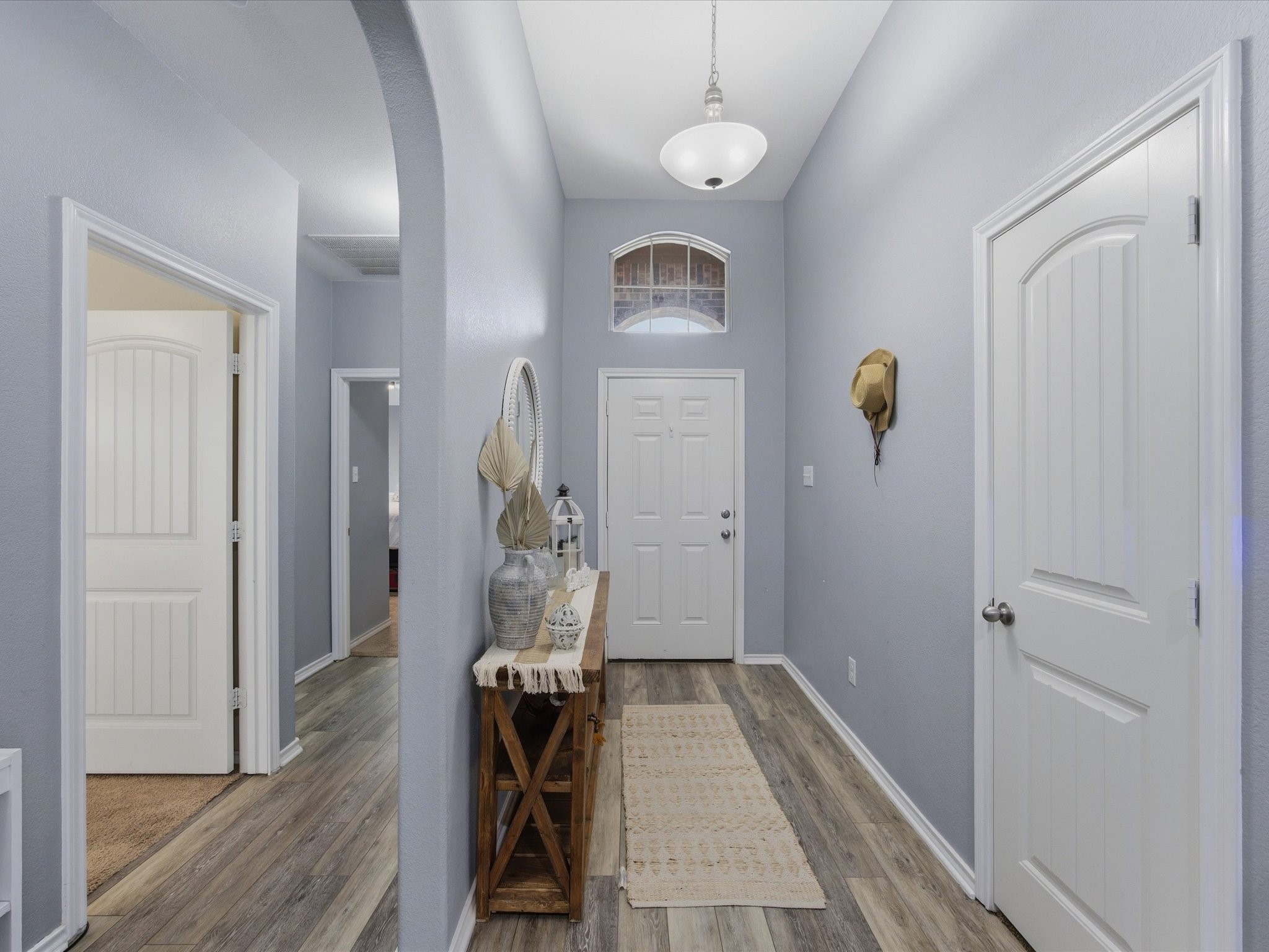 597 Creekview Drive Azle TX 76020