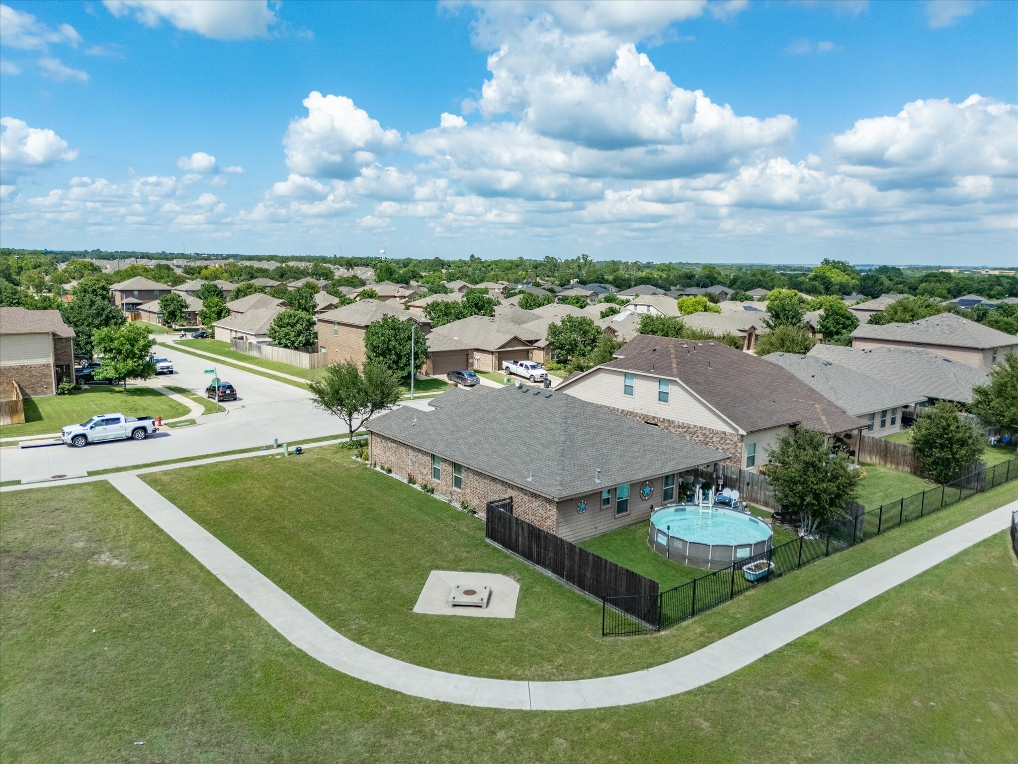 597 Creekview Drive Azle TX 76020
