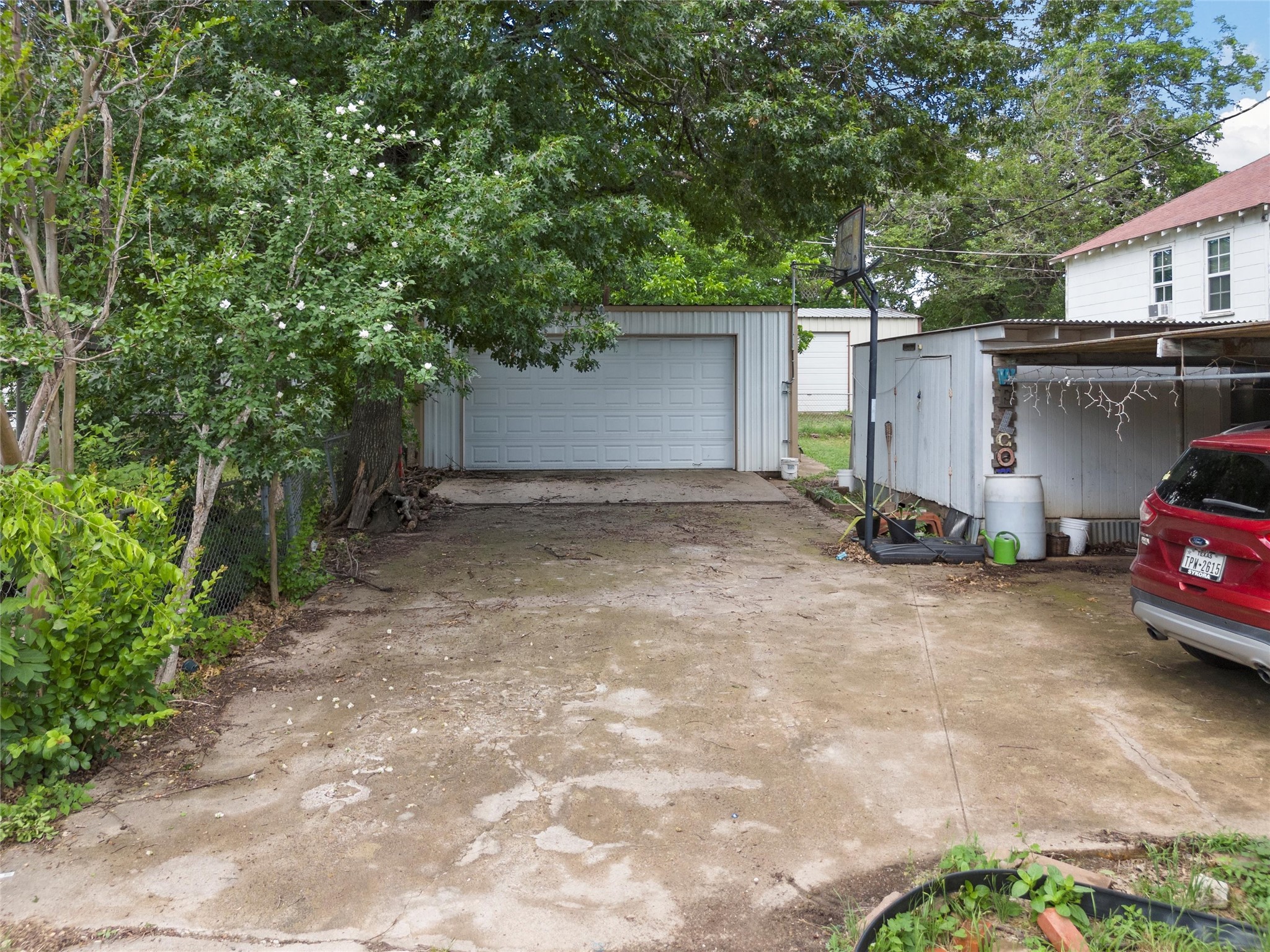 105 N Davis Street West TX 76691