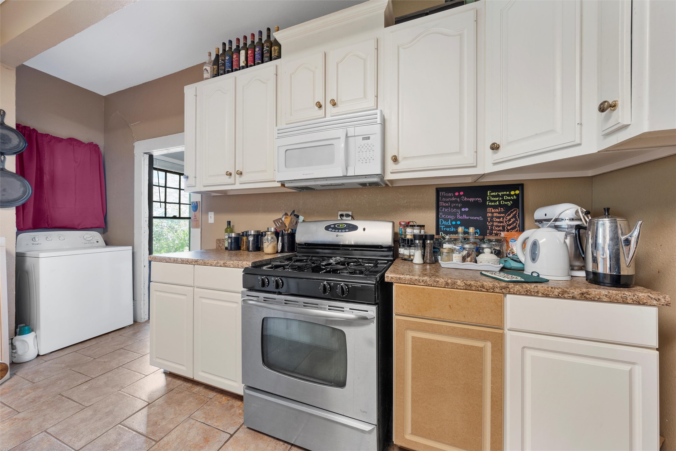 105 N Davis Street West TX 76691
