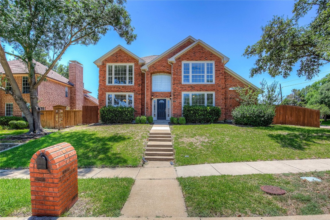 2100 Larkspur Drive Carrollton TX 75010