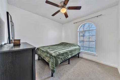 529 Ann Lois Lane Burleson TX 76028