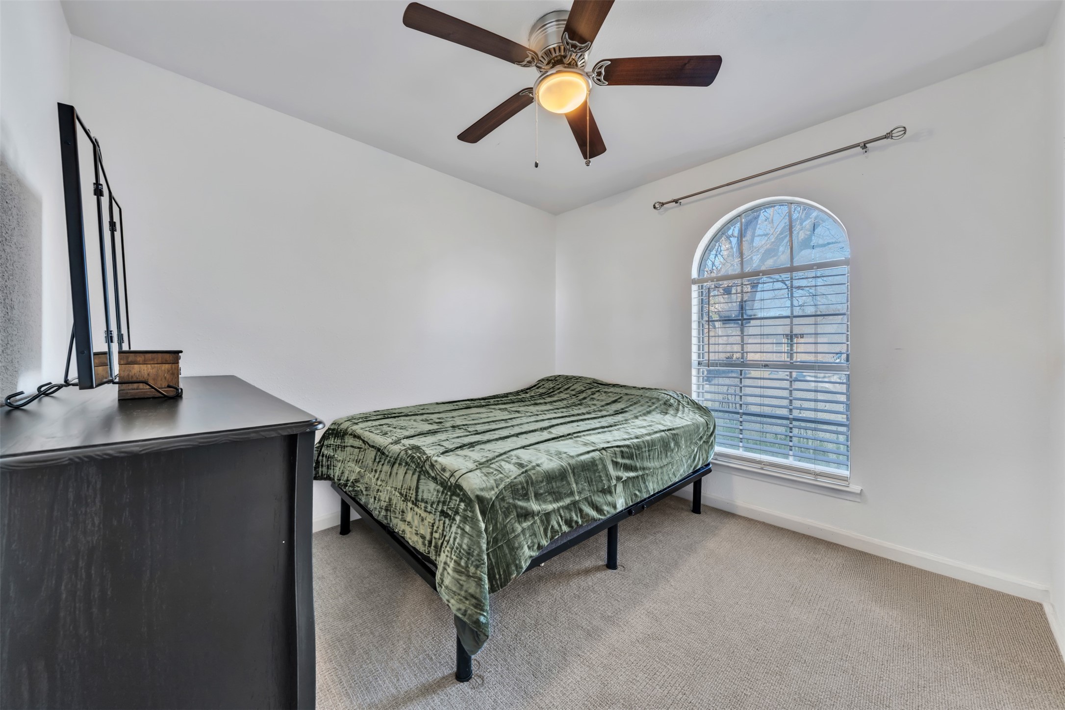 529 Ann Lois Lane Burleson TX 76028