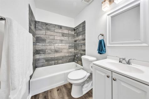 529 Ann Lois Lane Burleson TX 76028