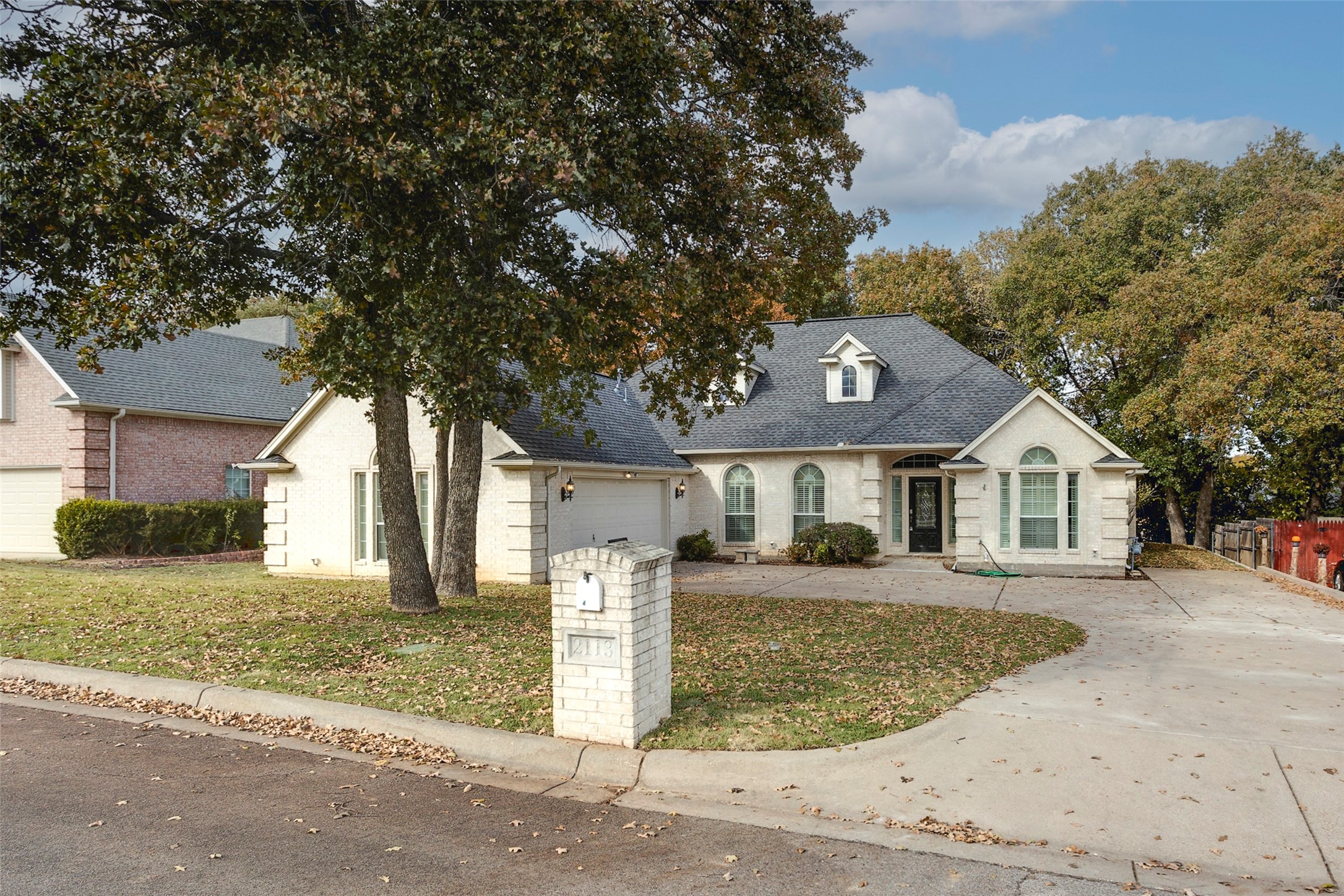 2113 Country Brook Drive Weatherford TX 76087