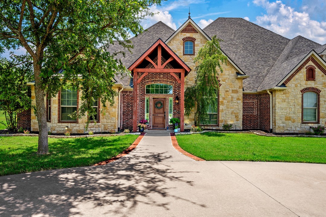 209 Chrissa Drive Pottsboro TX 75076