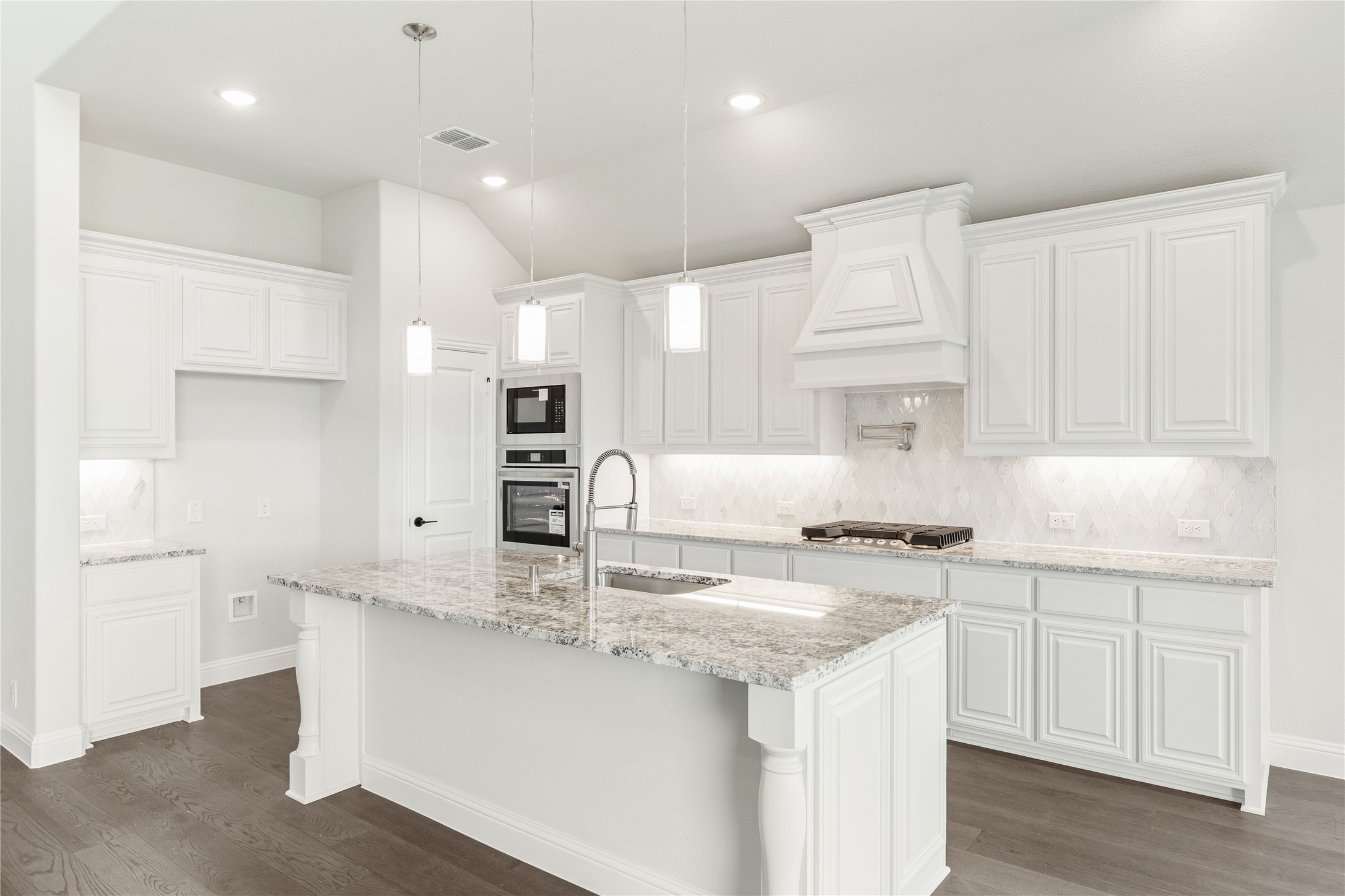1141 Hitching Post Way Oak Point TX 75068