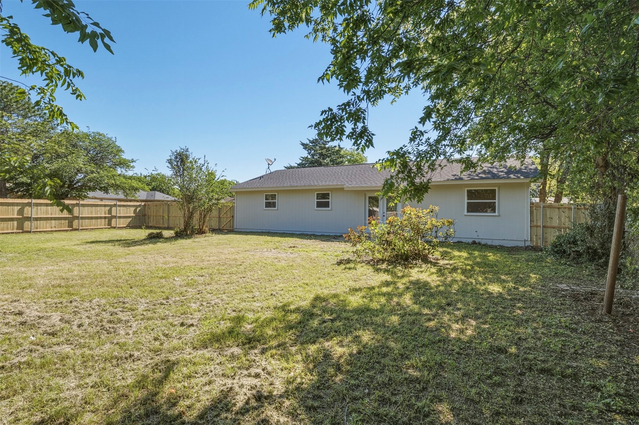 6900 Windy Hill Road Forest Hill TX 76140
