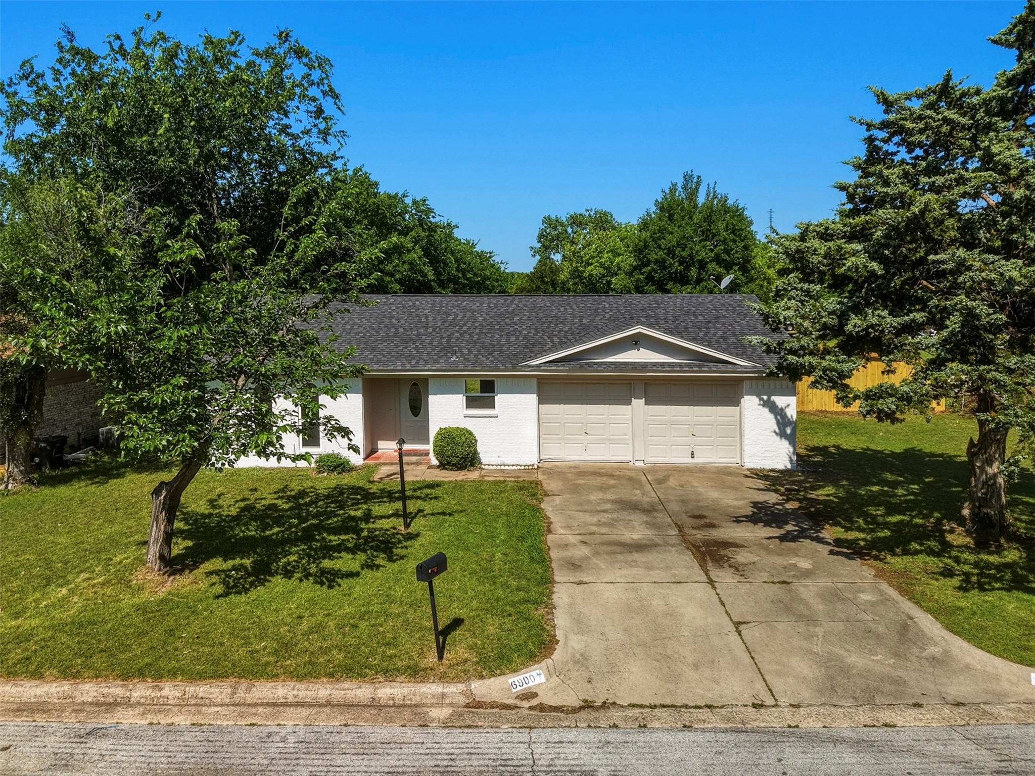 6900 Windy Hill Road Forest Hill TX 76140