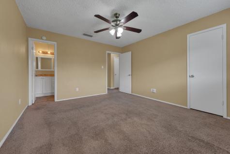 830 Frances Drive Grand Prairie TX 75052