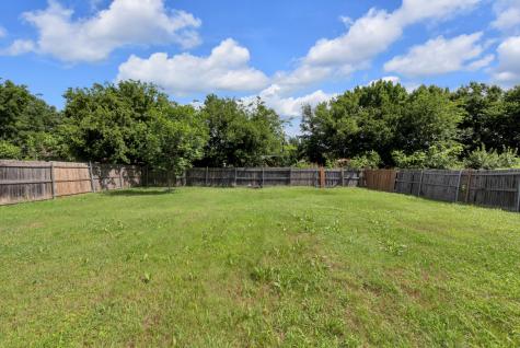 830 Frances Drive Grand Prairie TX 75052