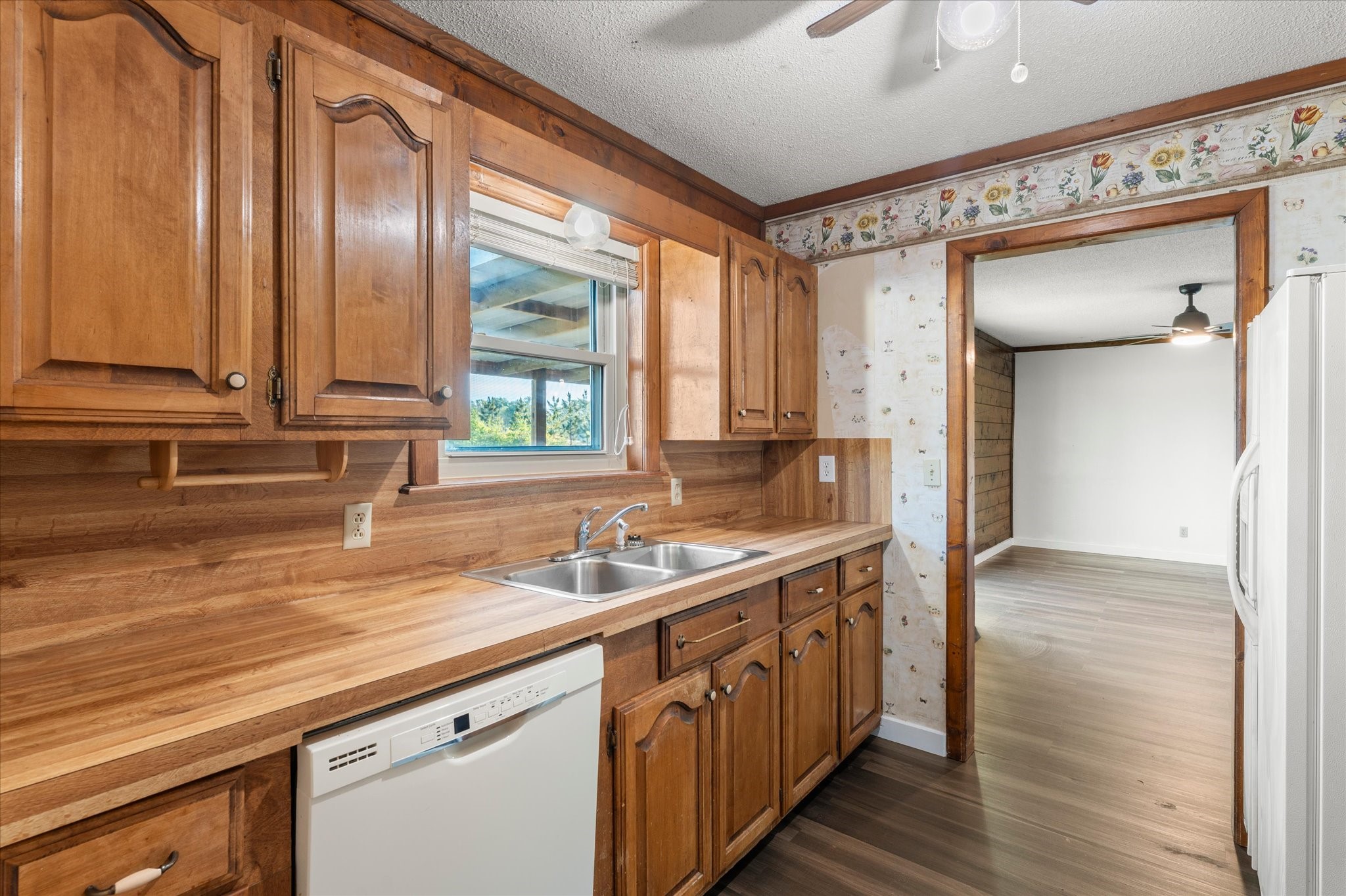 520 W Farm To Market Road 71 Mt Pleasant TX 75455