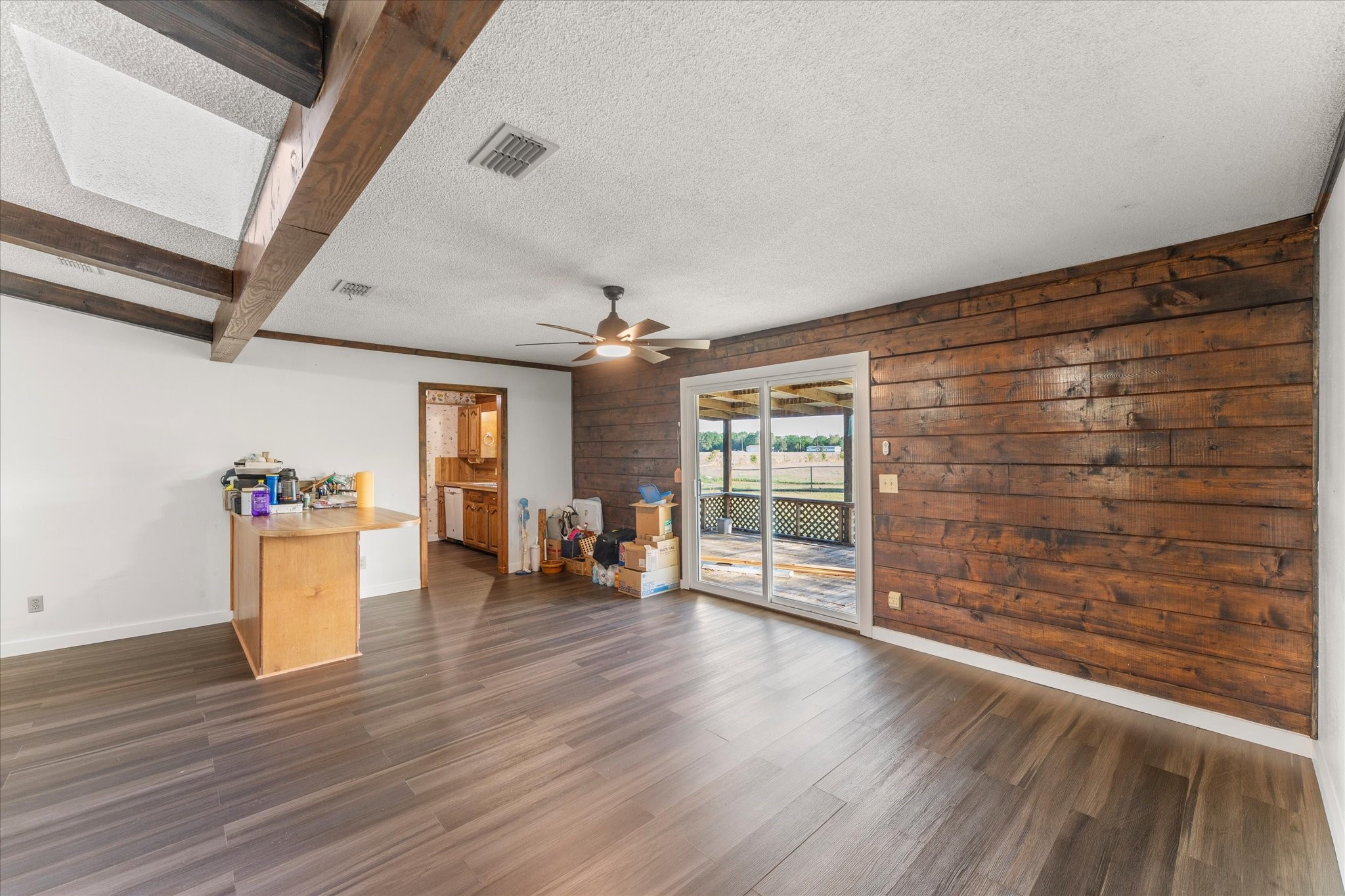 520 W Farm To Market Road 71 Mt Pleasant TX 75455