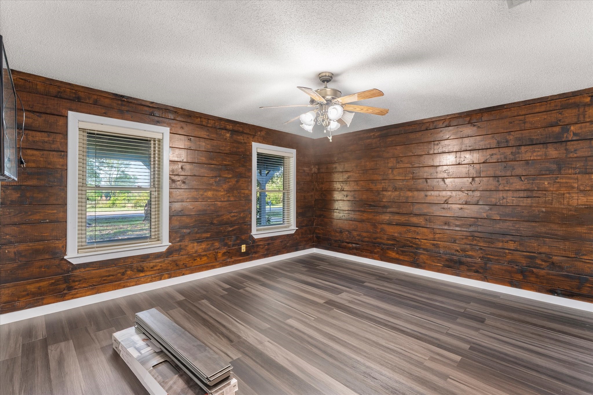 520 W Farm To Market Road 71 Mt Pleasant TX 75455