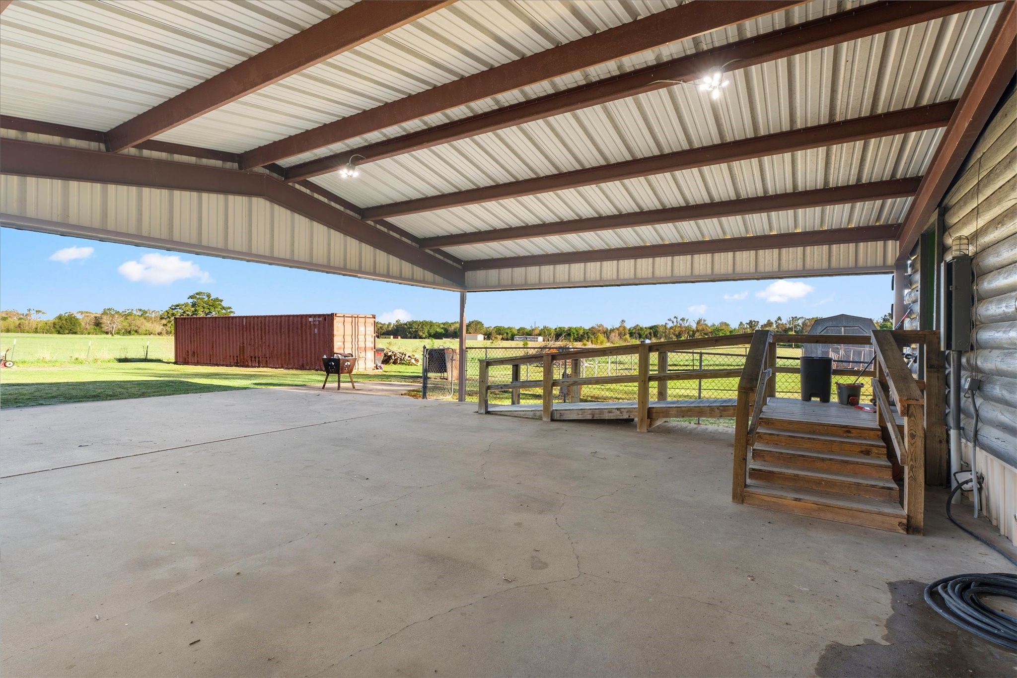 520 W Farm To Market Road 71 Mt Pleasant TX 75455