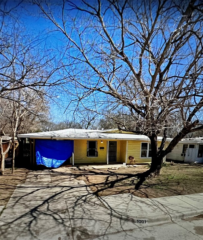 1001 Osborne Lane Fort Worth TX 76112