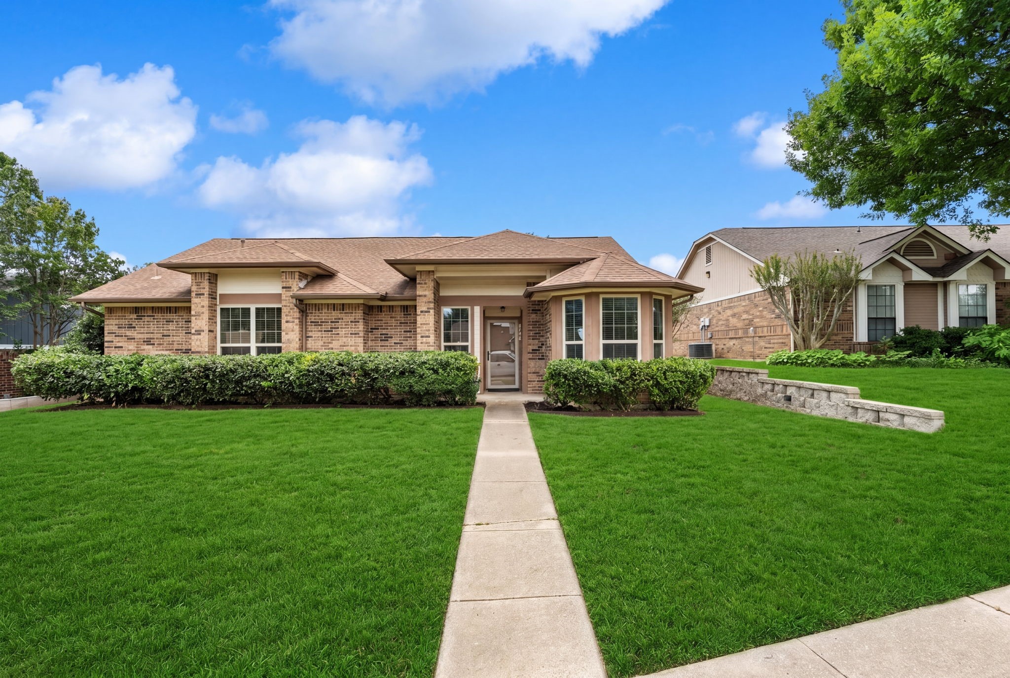 2726 Collins Boulevard Garland TX 75044