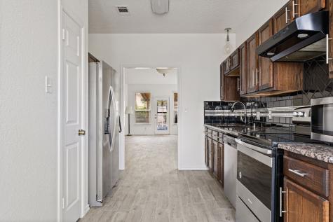 2726 Collins Boulevard Garland TX 75044
