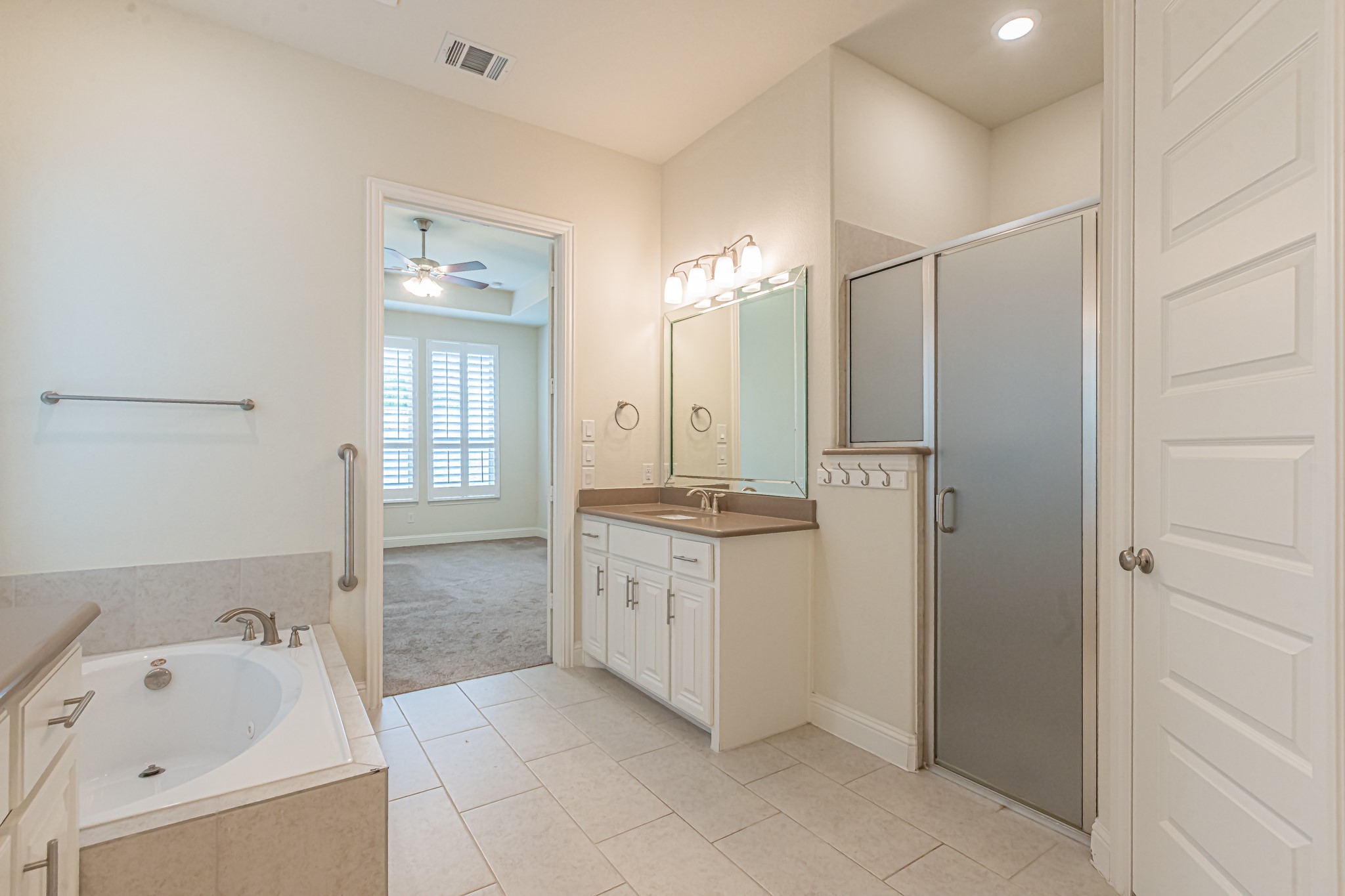 2044 Remington Drive Irving TX 75063