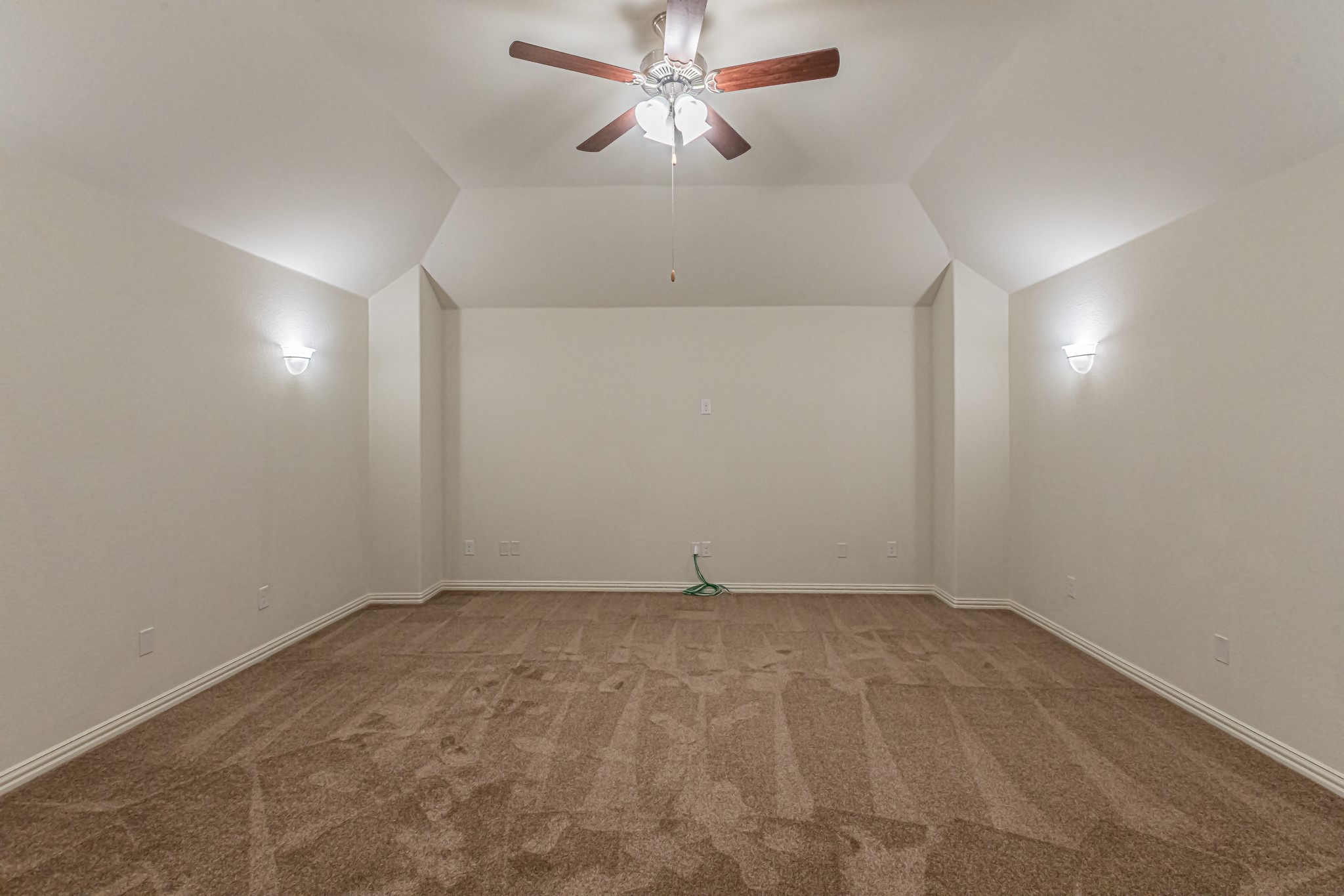 2044 Remington Drive Irving TX 75063