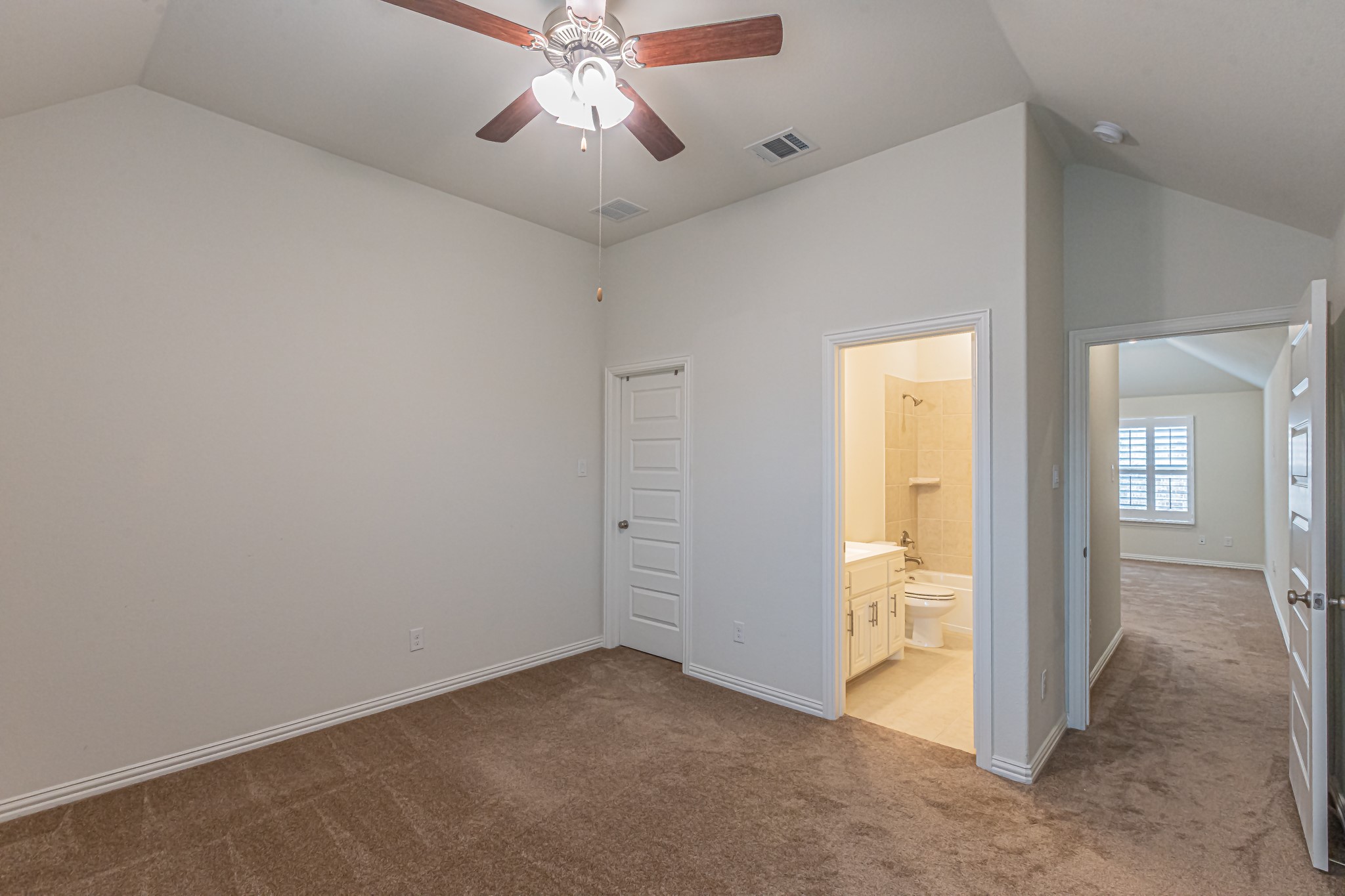 2044 Remington Drive Irving TX 75063