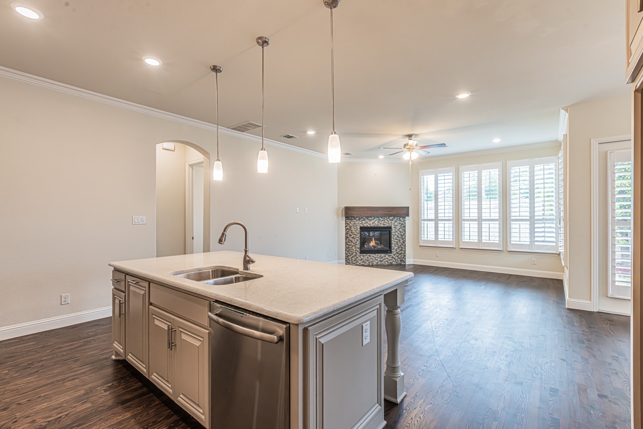 2044 Remington Drive Irving TX 75063