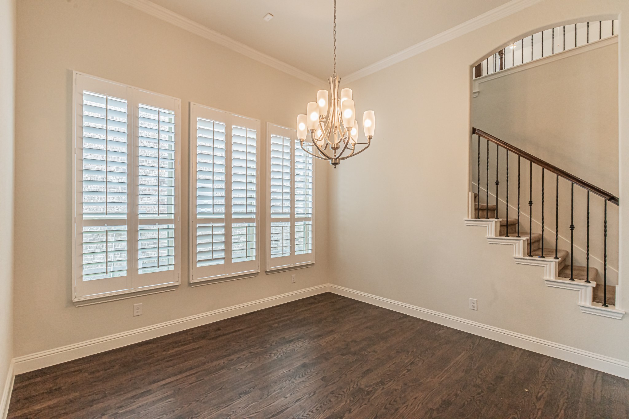 2044 Remington Drive Irving TX 75063