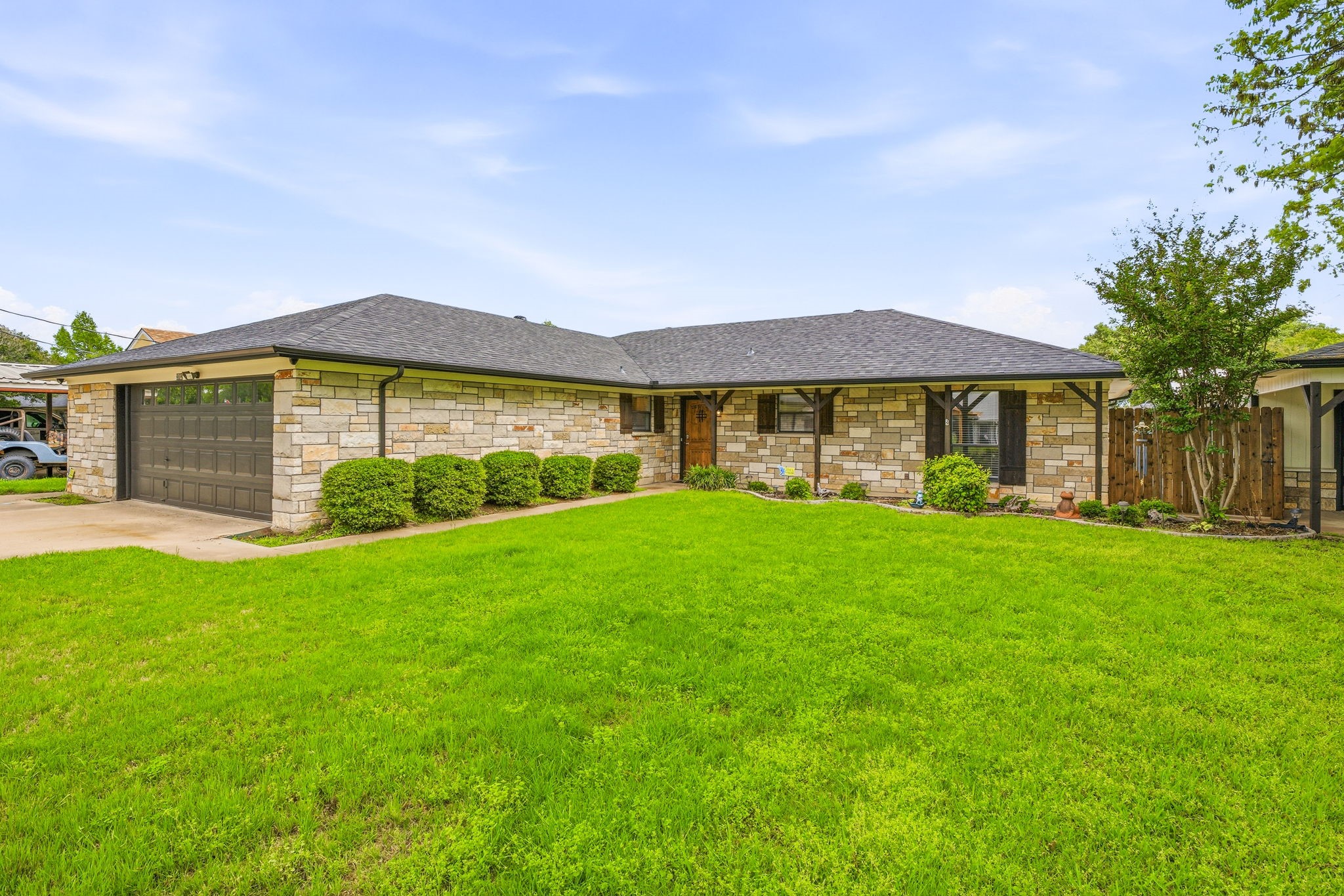 3702 Lake Vista Court Granbury TX 76049