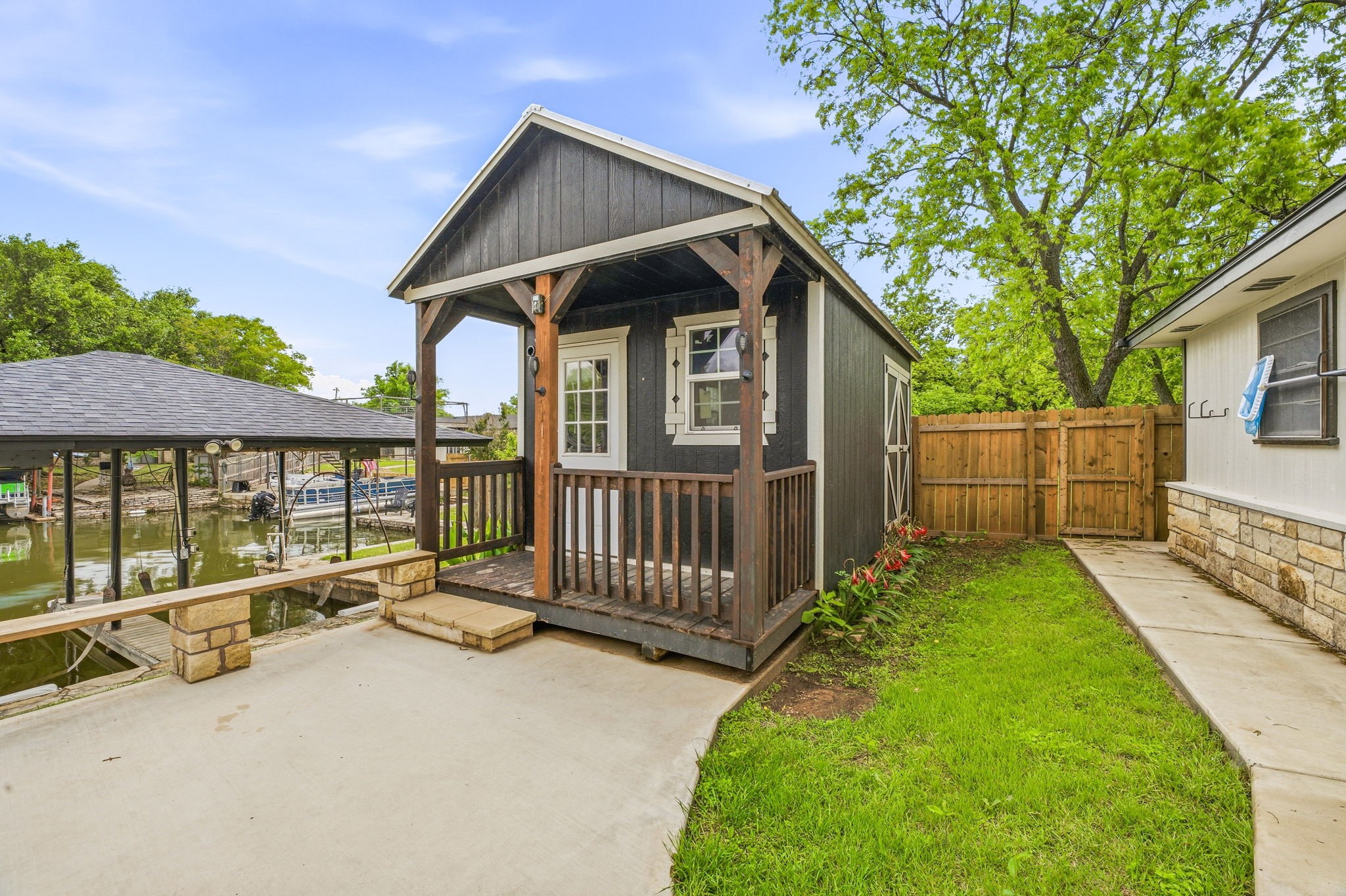 3702 Lake Vista Court Granbury TX 76049
