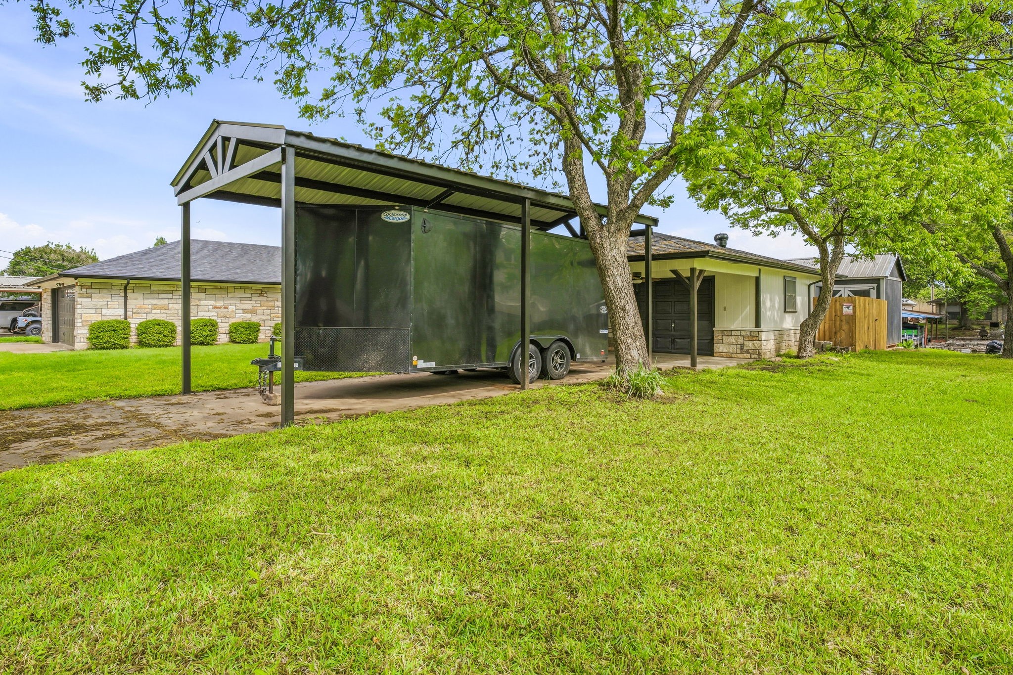 3702 Lake Vista Court Granbury TX 76049