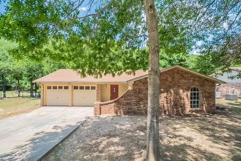 221 Glenhaven Drive Azle TX 76020