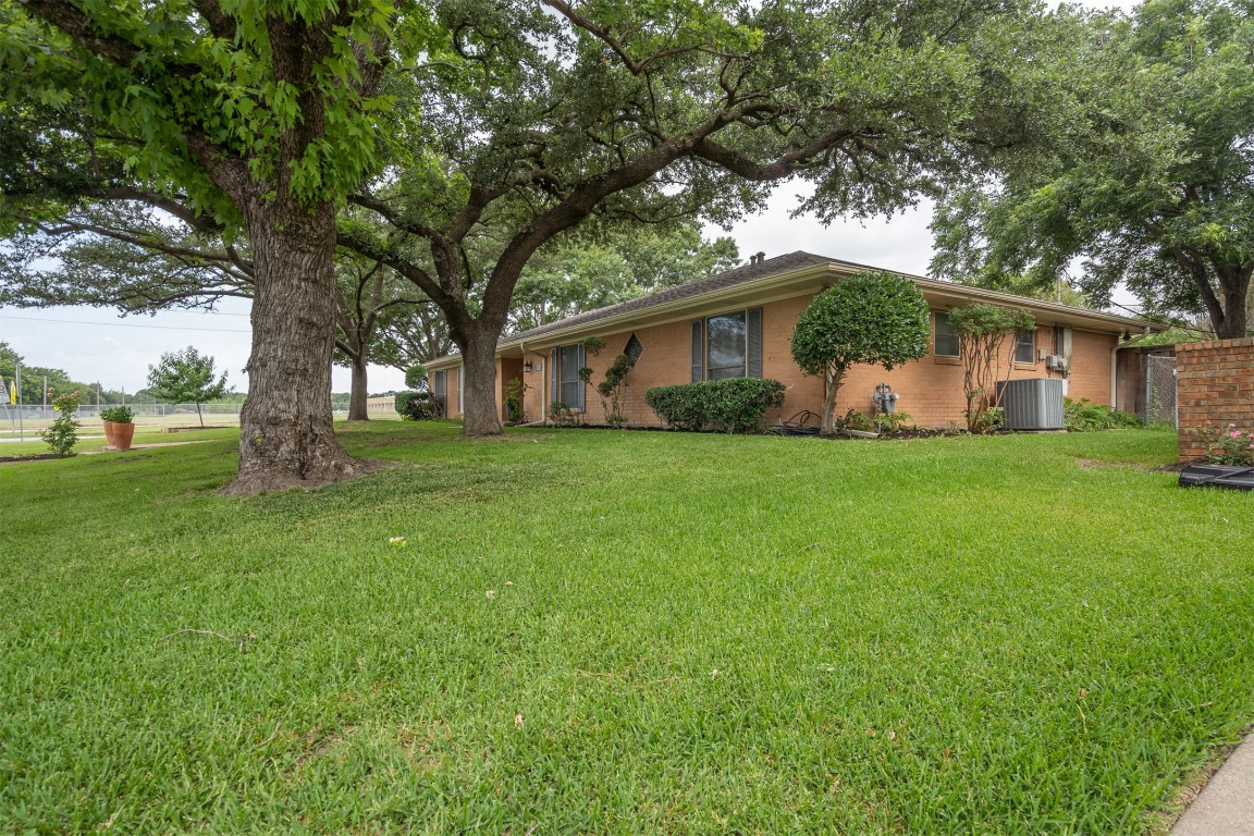 3832 Minot Avenue Fort Worth TX 76133