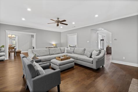 6101 Tiffany Oaks Lane Arlington TX 76016